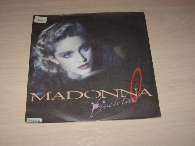 Photo Disque vinyl 45 tours madonna live to tell image 1/2