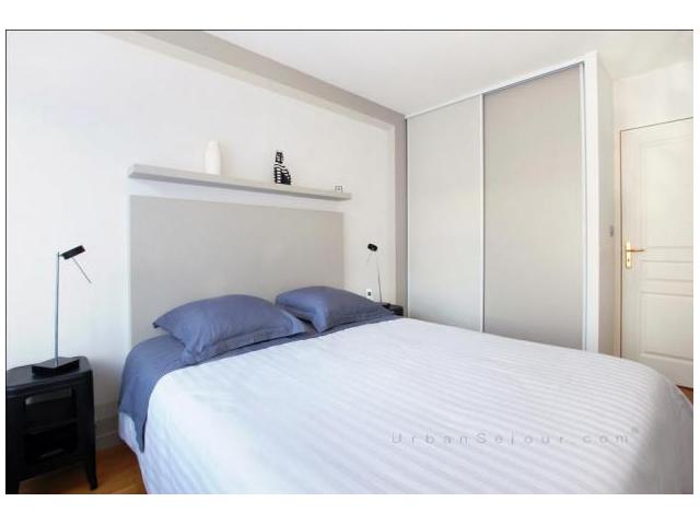 Domicile de 3 chambres et salon
