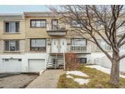 Annonce Duplex avec garage et possibilité de bachelor* à Anjou (Montréal, Québec)