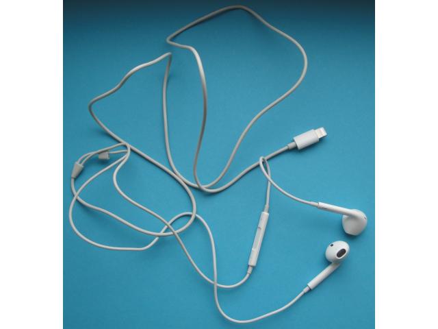 Ecouteurs filaires Apple Earpods