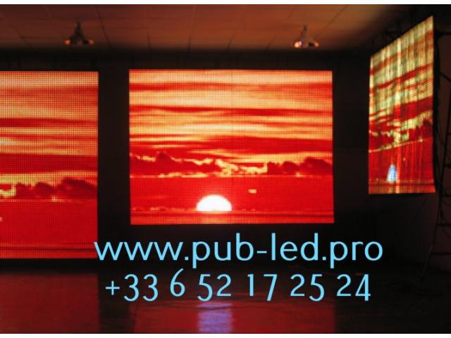 Photo Écran interne publicitaire P5 programmable très haute luminosité image 1/2