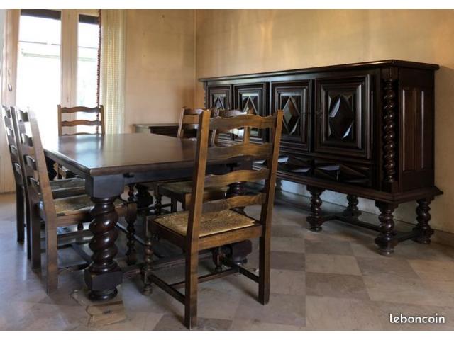 Photo Ensemble mobiliers salon/salle-à-manger style Louis XIII image 1/3