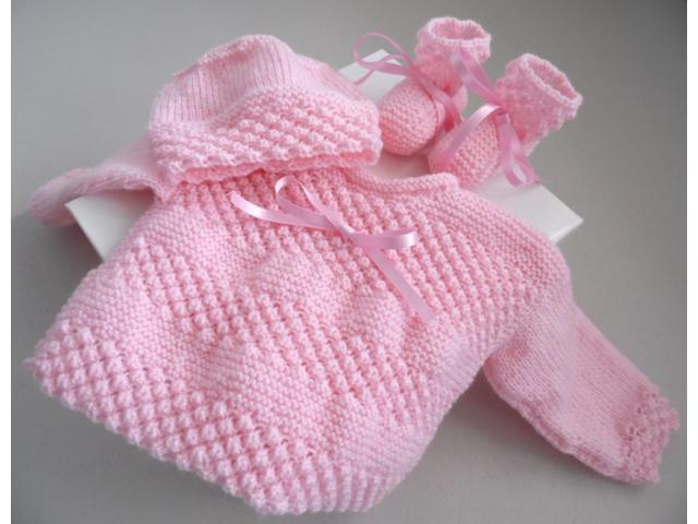Photo Ensemble ou trousseau rose tricot laine bébé fait main image 1/6