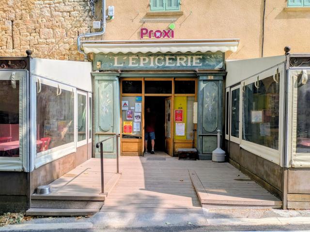 EPICERIE / BAR / RESTAURANT DE VILLAGE