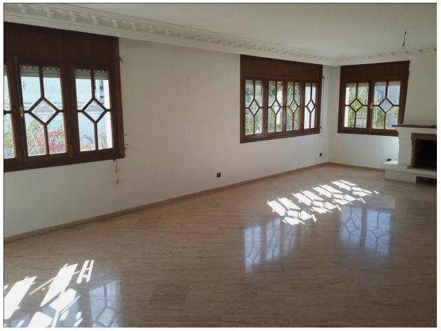 Etage d une villa à Ain Diab
