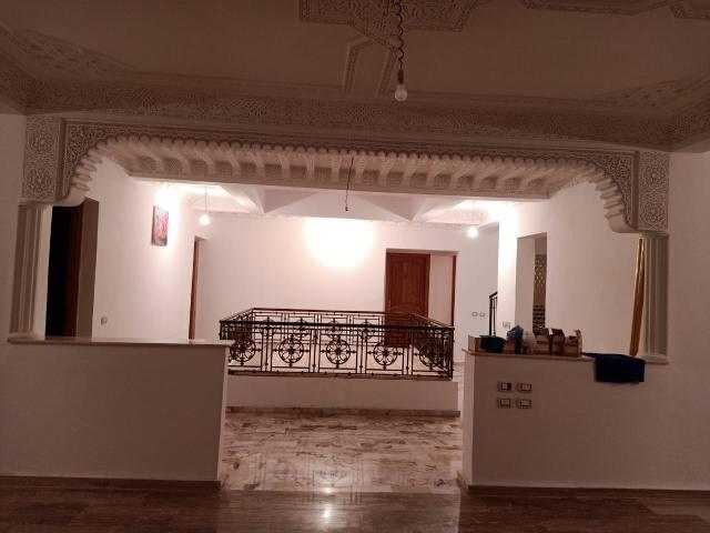 Etage villa (maison RHIN) en location à targa
