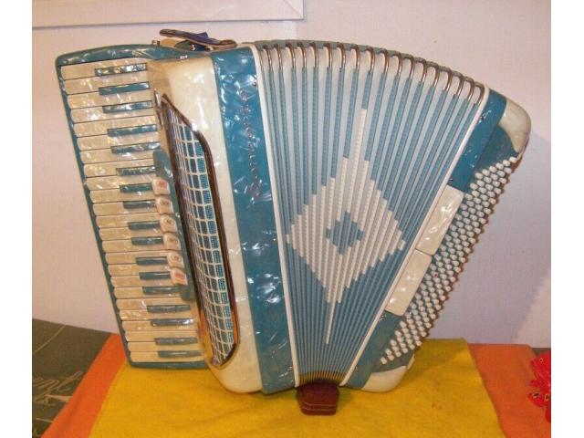 Photo Excellent accordéon à vendre image 1/1