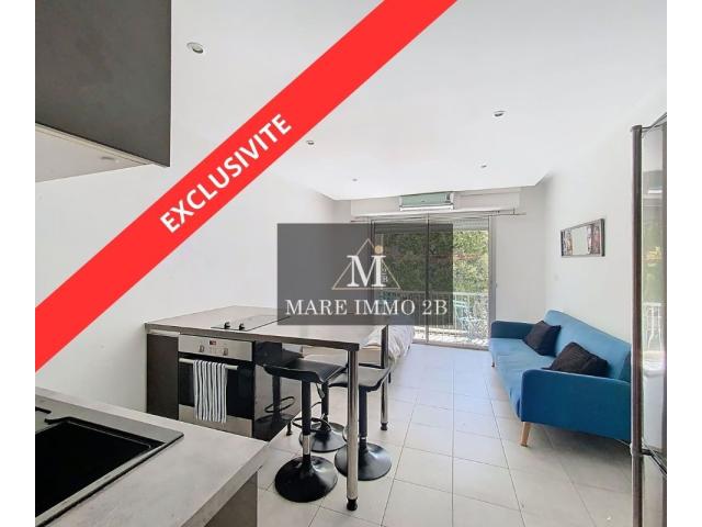 Exclusivité: Centre-ville de Calvi, Calme garanti