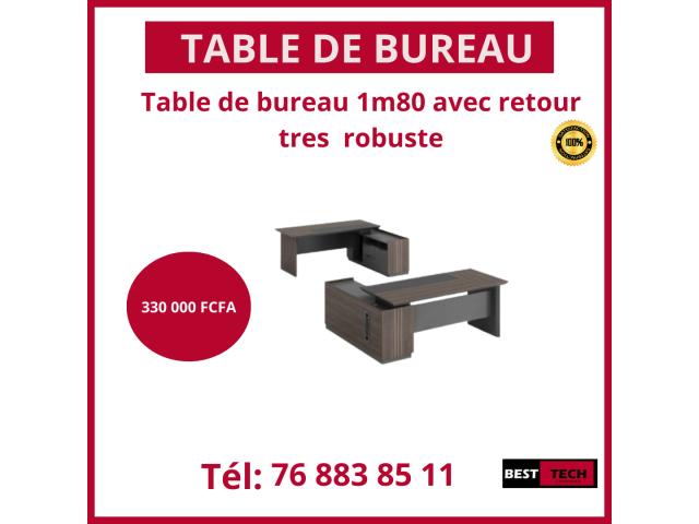Photo FAUTEUILS & TABLES  DE BUREAU DE QUALITE DISPONIBLE image 1/4
