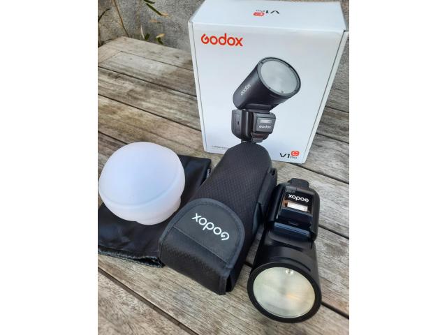 Flash Godox V1 C pro