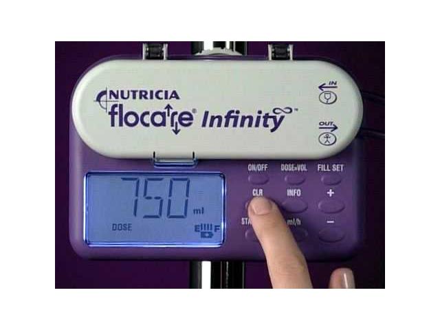 Photo Flocare® Infinity™ est une pompe entérale compacte et légère. image 1/2