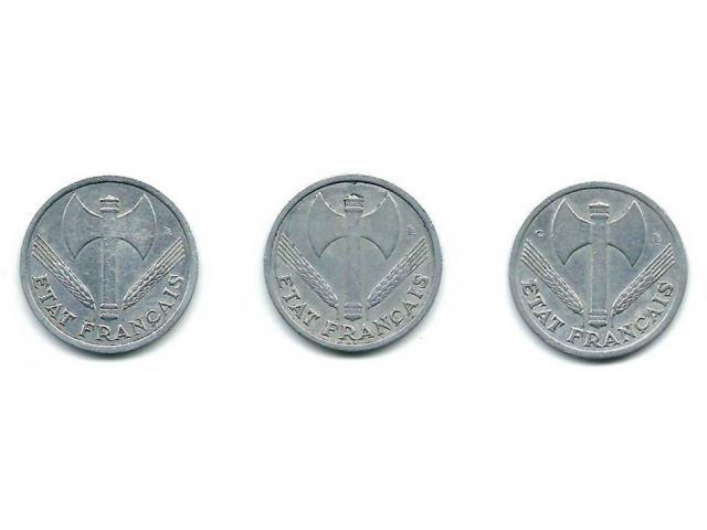Photo FRANCE 3 pièces de 1 franc Bazor - Francisque  1 x 1942 et 2 x 1944 image 1/3