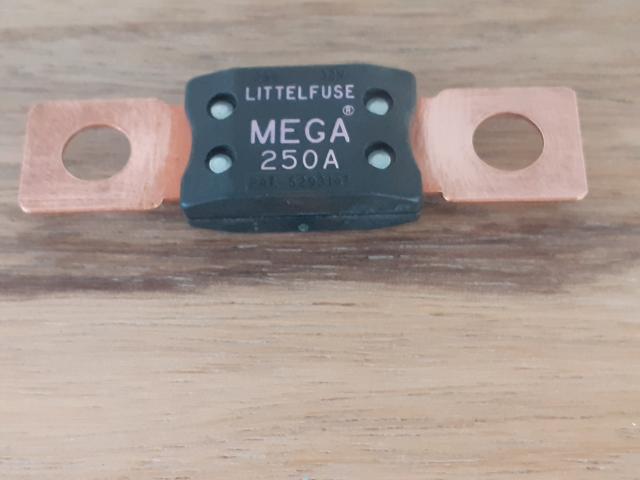 fusible LITTLEFUSE MEGA 250 A ,32V, 5293147