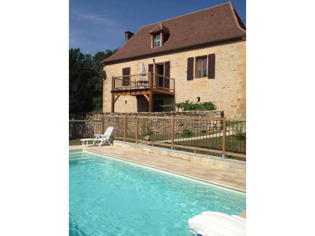 Gîte avec piscine en Périgord