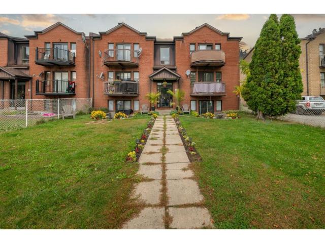 Grand appartement 4 1/2 Rivière-des-Prairies LIBRE (Montreal, Quebec)