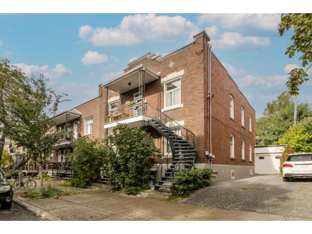 Grand duplex avec 4 chambres sur chaque étage Villeray (Montréal, Quebec)