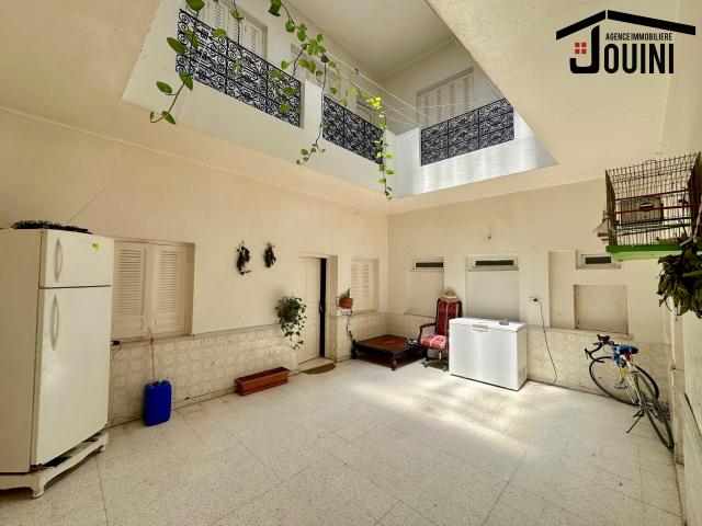 Grande Maison 7 Chambres 2 Locaux À Beb Saadoun