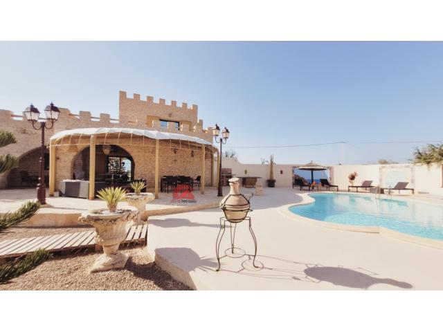 GRANDE PROPRIÉTÉ À VENDRE À DJERBA MIDOUN ZA - RÉF V685