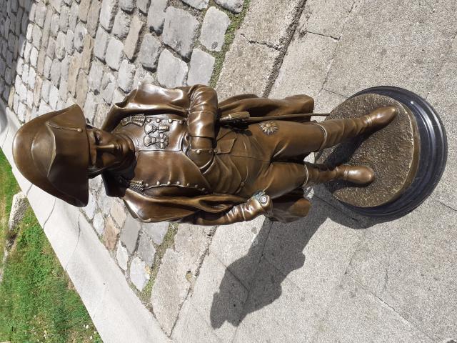 GRANDE STATUE DE NAPOLEON EN BRONZE SIGNE