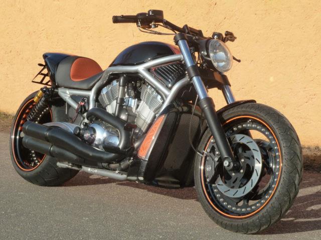 Harley-Davidson V-Rod avec 280s puissants