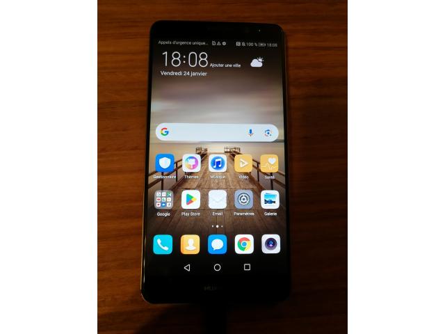 Photo Huawei Mate 9 64GB / 4GO pour pièces (bugs) / Ecran nickel et batterie neuve image 1/6