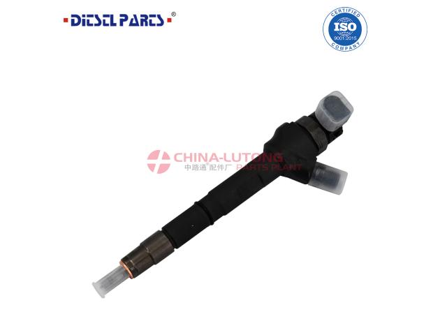 Photo INJECTOR ASSY 095000-6366 image 1/1