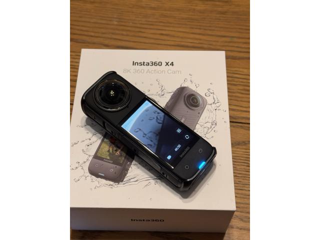 Insta 360 X4