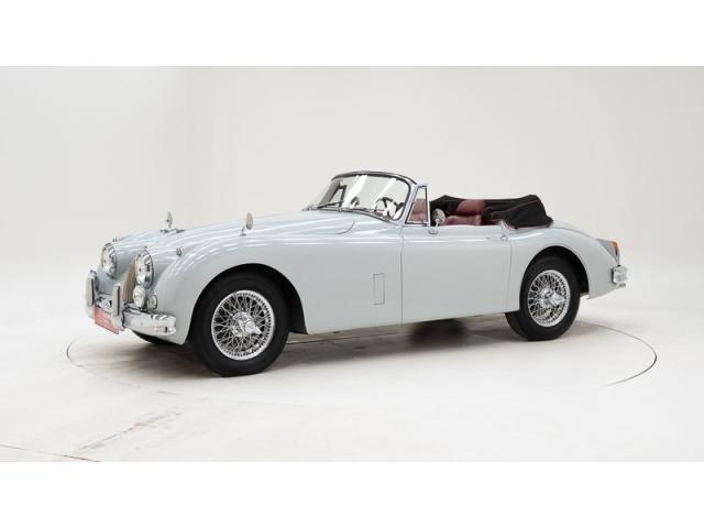Photo Jaguar XK 150 SE DHC '61 CH914dn image 1/6