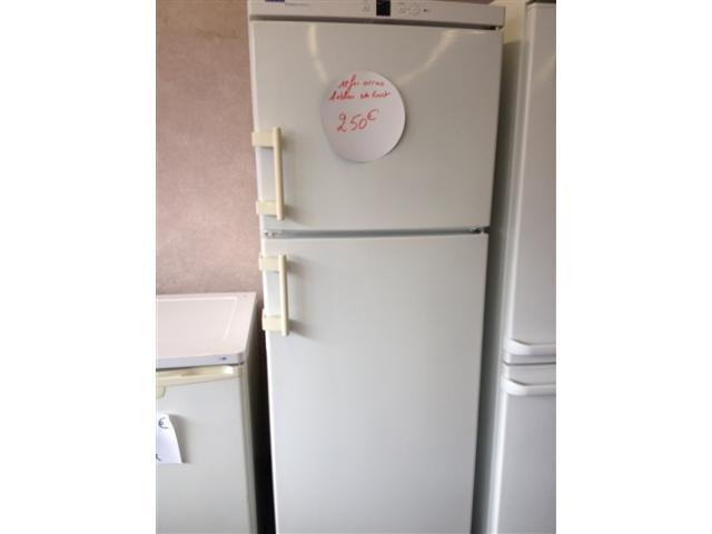 Photo Je vends mon réfrigérateur de marque CANDY image 1/1