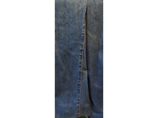 Photo jeans bleu femme. avec poches. Taille 36. image 1/1