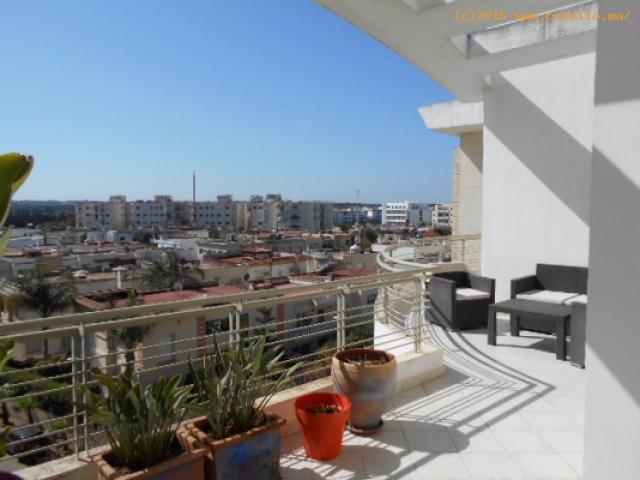 Joli appartement avec terrasse en location à Rabat Hay Riyad