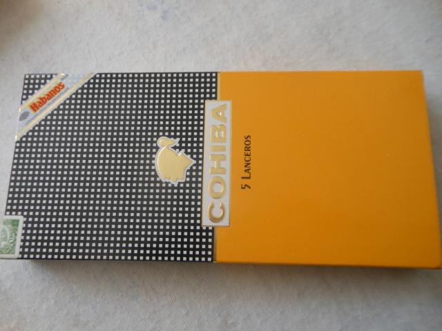 Jolie boîte en cartón de 5 cigares Cohiba Lanceros NEW