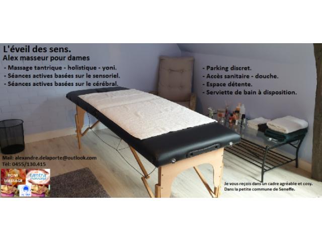 Photo L'éveil des sens. Alex masseur pour dames. image 1/1