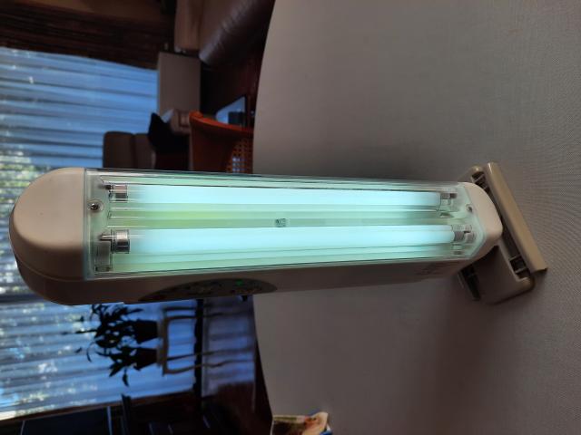 Lampe de secours automatique - 2 tubes fluorescents TL