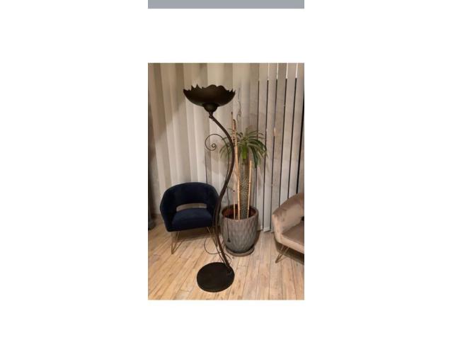Lampe halogène en acier moderne