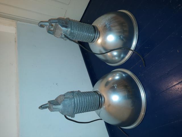 Photo Lampes Philips industriel image 1/3
