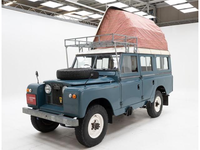 Land Rover Series II a 109 Dormobile '62 CH525a