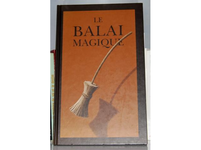 Photo Le Balai Magique. 1993 image 1/4