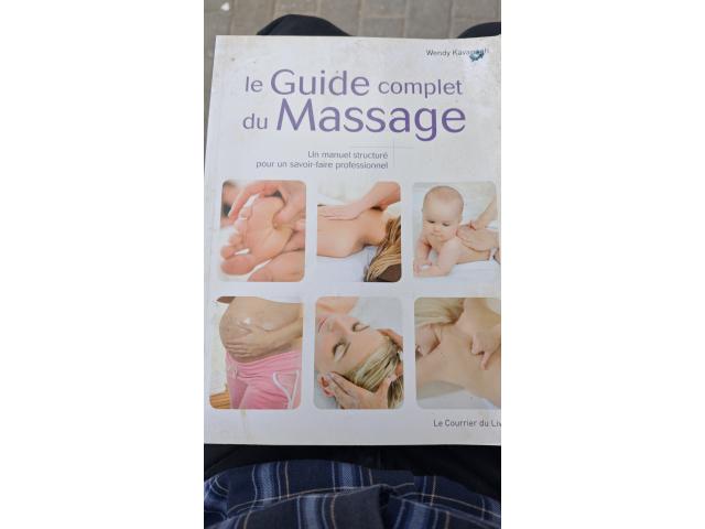 Le guide complet du massage livre