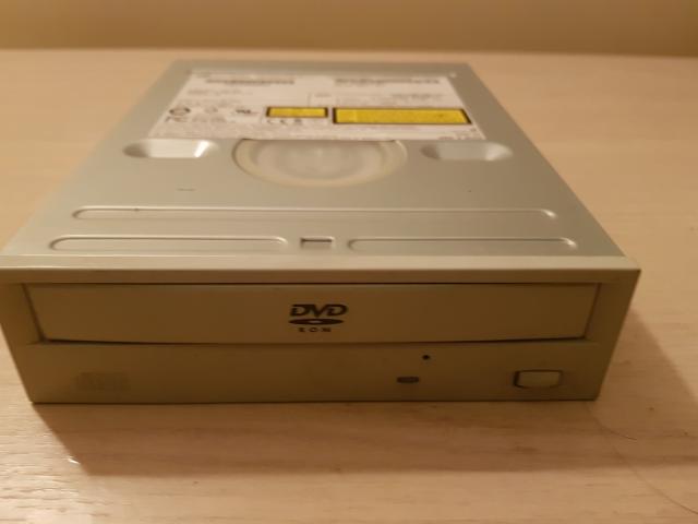 lecteur HITACHI LG GDR-8162B DVD-ROM DRIVE USED