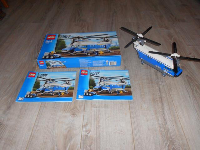 Photo LEGO CITY : L’hélicoptère de transport (n°4439) image 1/3