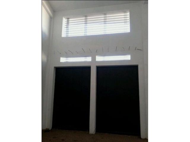 Local commercial 110 m² Oulfa