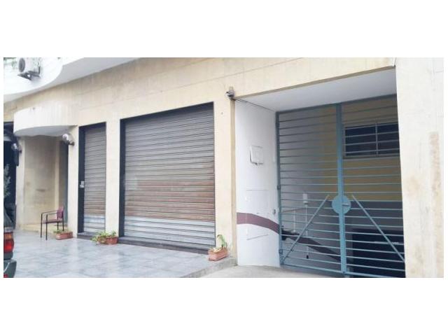 Local commercial de 138 m2  à Racine Casablanca