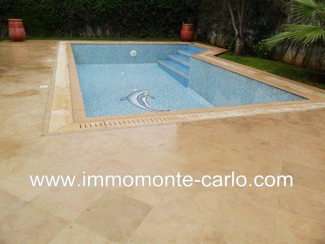 Location une villa meublée avec piscine à Souissi