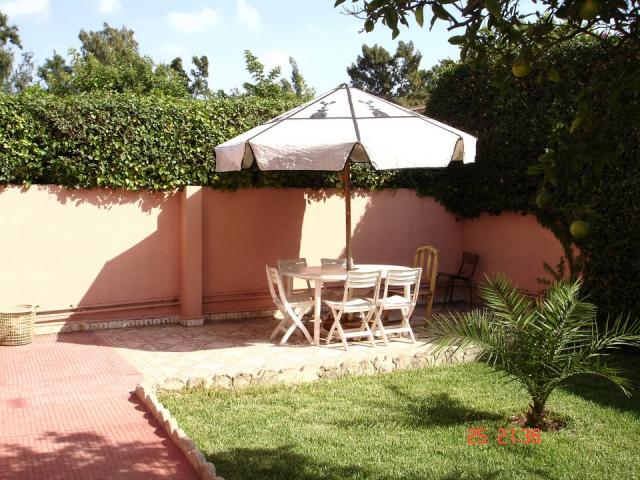 Photo Location vacance casablanca Maroc villa meublée à 1200 dhs (120 euros)  / nuit GSM : 002126.17.01.66 image 1/6