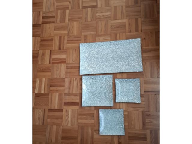 Lot de 4 plats argentés