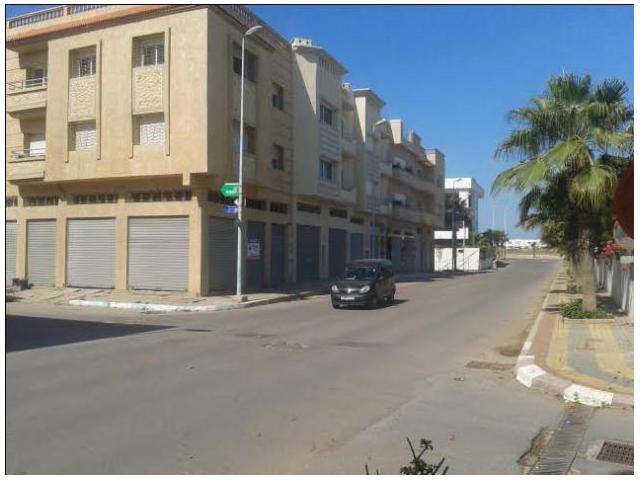 Magasin au coin Le littoral avec 6 rideaux