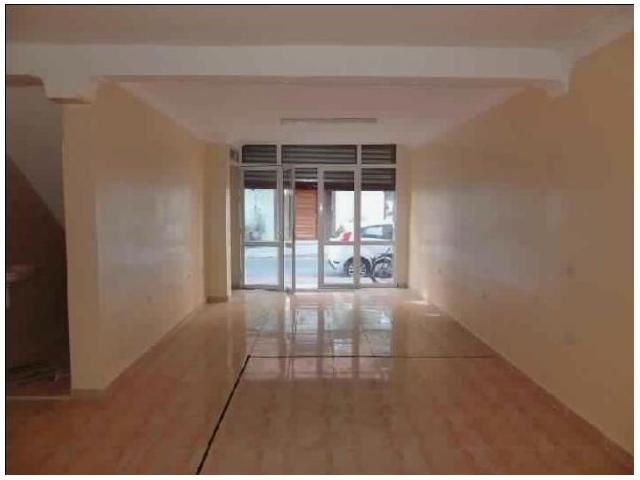 MAGNIFIQUE MAGASIN DE 80 M² A GUELIZ