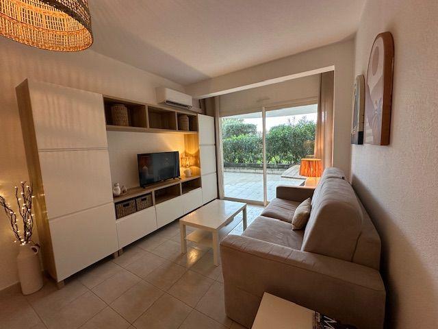 Magnifique T2 climatisé avec grande terrasse à 5 min de la plage L29