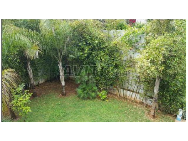 Maison 300 m2 à Casablanca Oasis